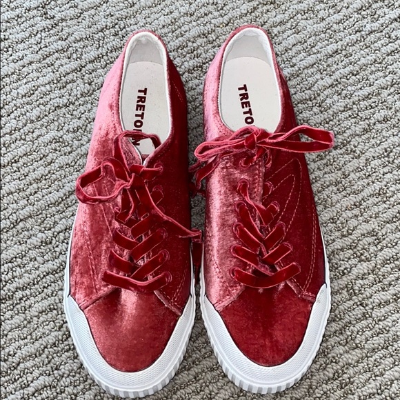 tretorn velvet sneakers